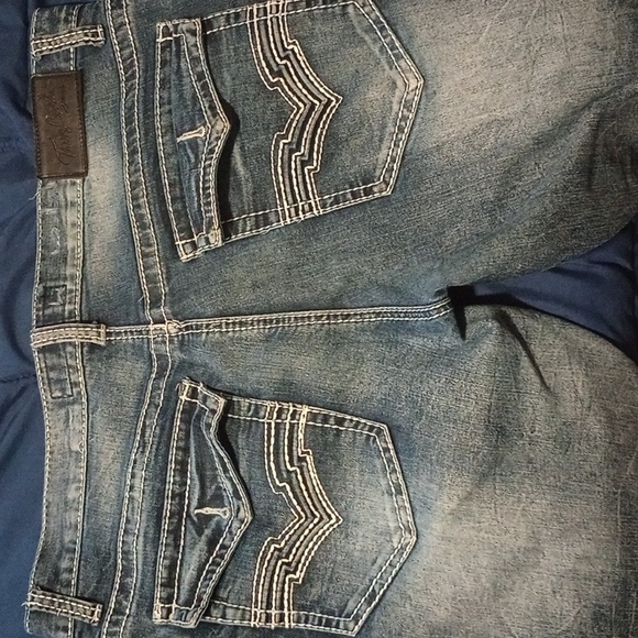 Jeans - Picture 1 of 3